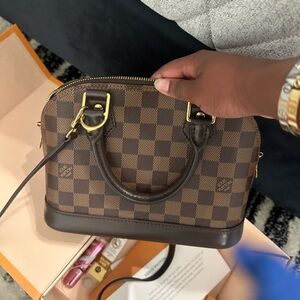 Louis Vuitton Alma BB